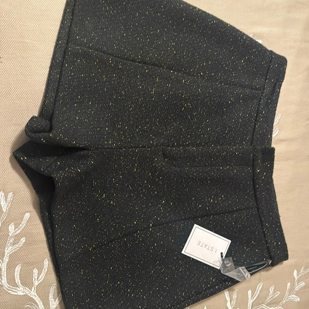 1 State lined shorts. Perfect for cooler weather. Size 8